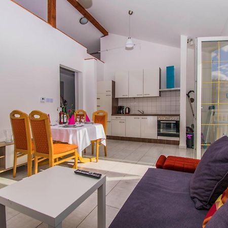 Apartments Relax Near Opatija Bagian luar foto