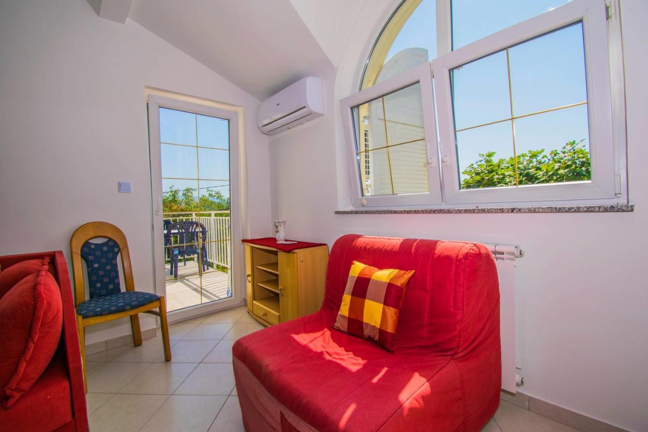 Apartments Relax Near Opatija Bagian luar foto