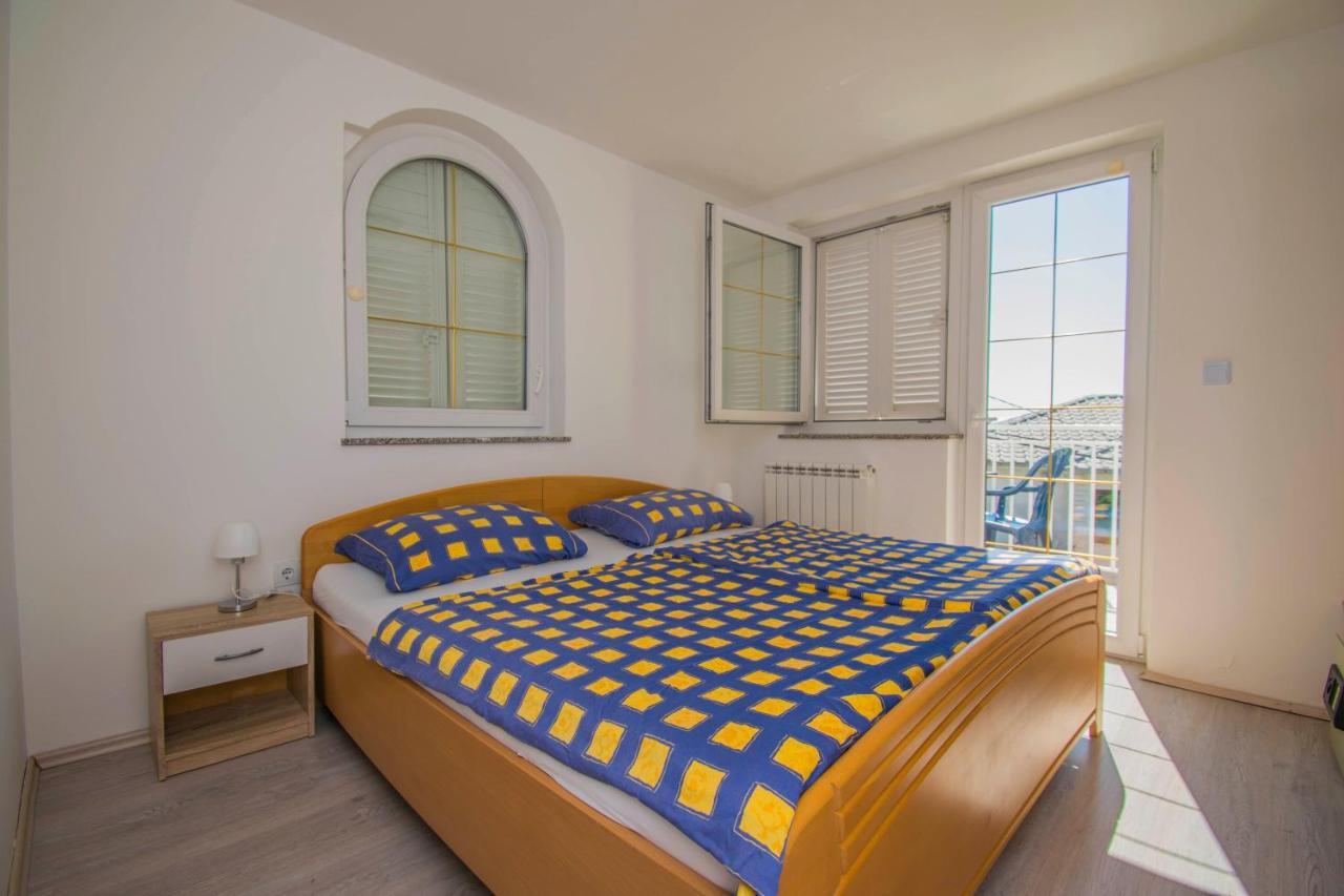 Apartments Relax Near Opatija Bagian luar foto
