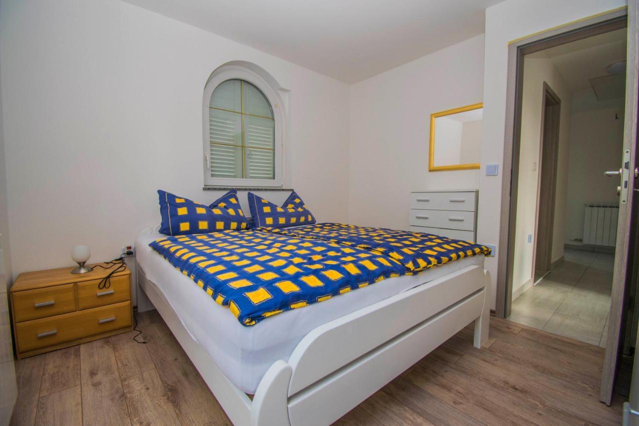 Apartments Relax Near Opatija Bagian luar foto