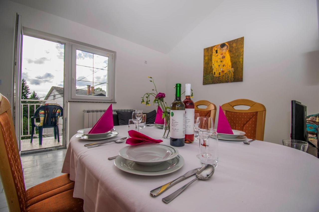 Apartments Relax Near Opatija Bagian luar foto