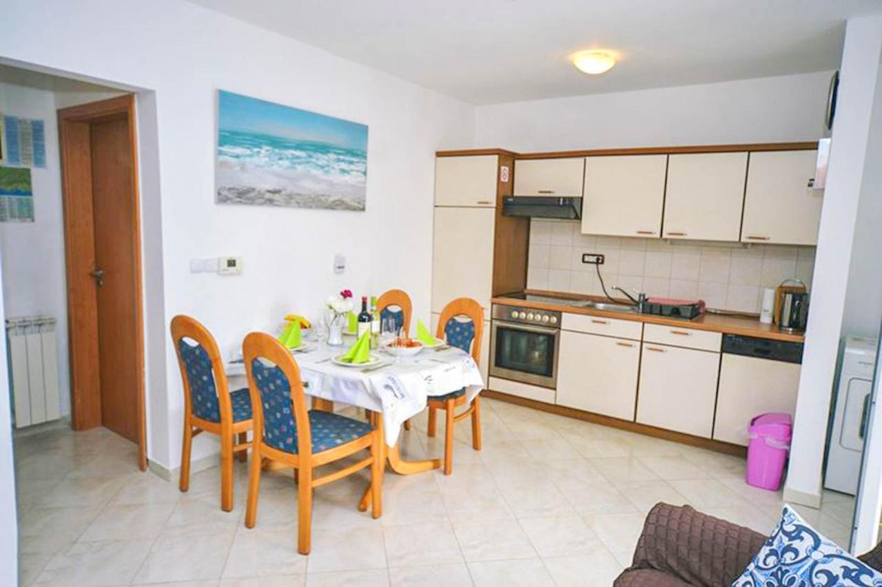 Apartments Relax Near Opatija Bagian luar foto